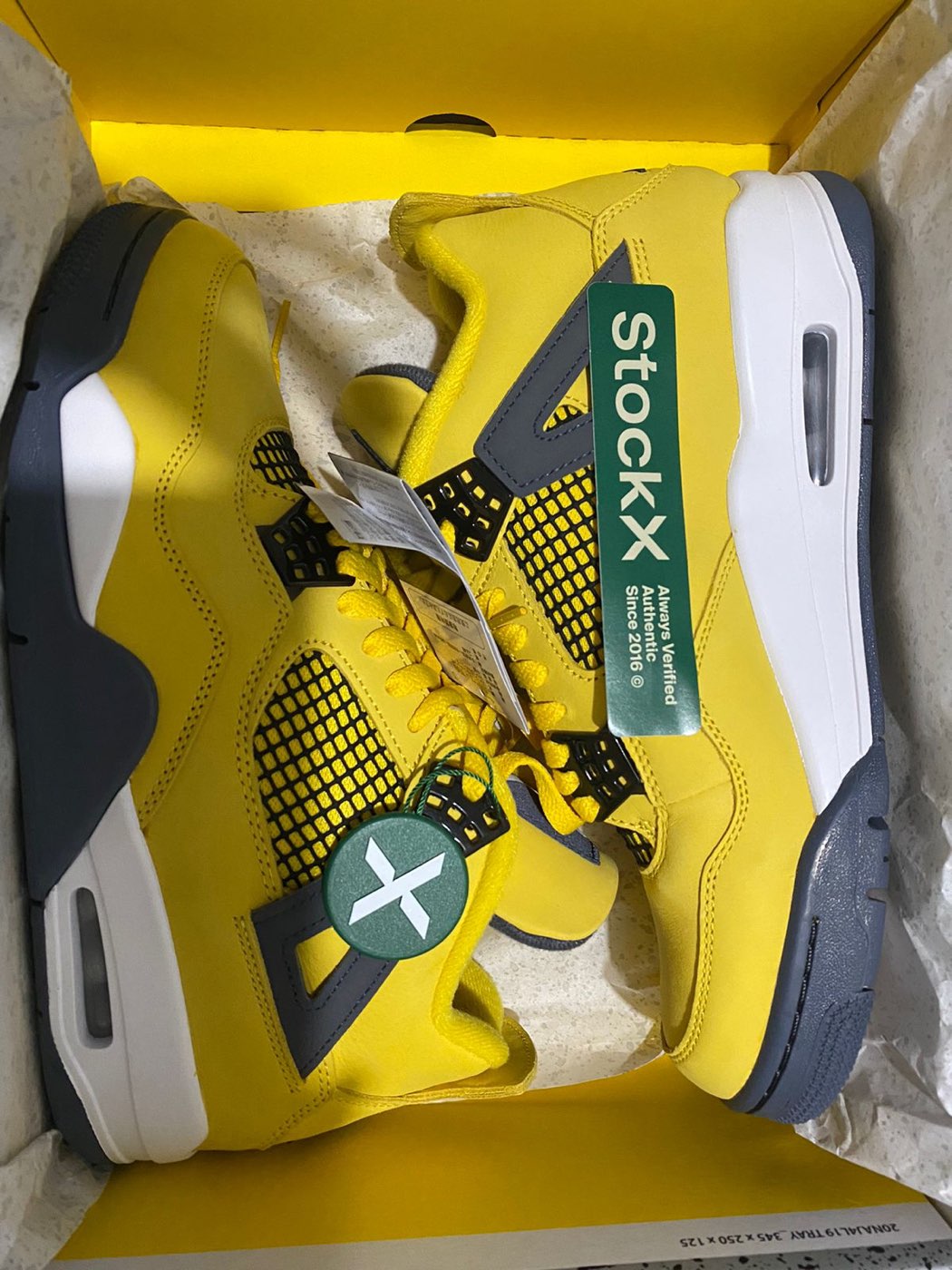 Air Jordan 4 Nuevas