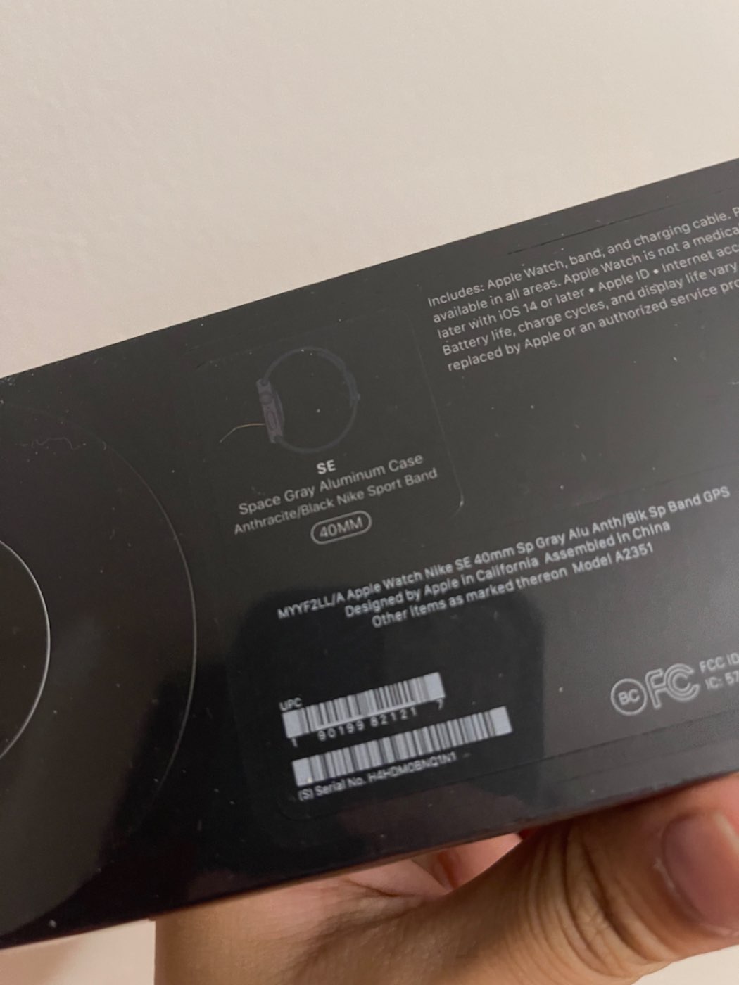 Apple Watch SE GPS 40mm Space Gray Aluminum Case with Midnight Sport Band |  GreaTecno